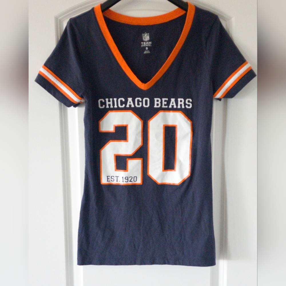 NFL Chicago Cubs T-shirt Women's Team Apparel Size‎ Small Short Sleeve